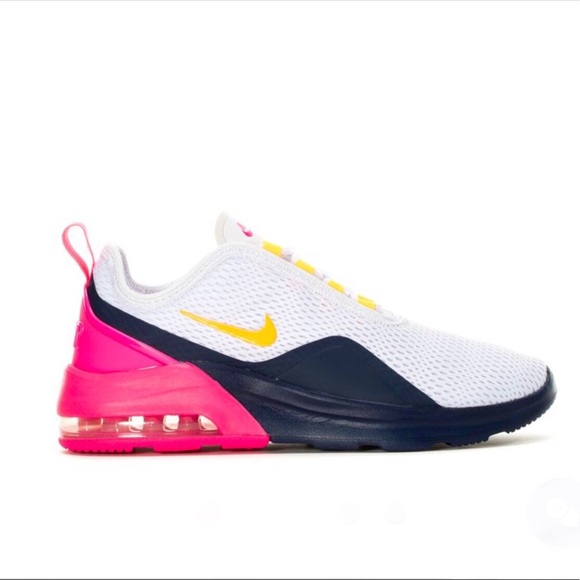 air max motion 2 orange
